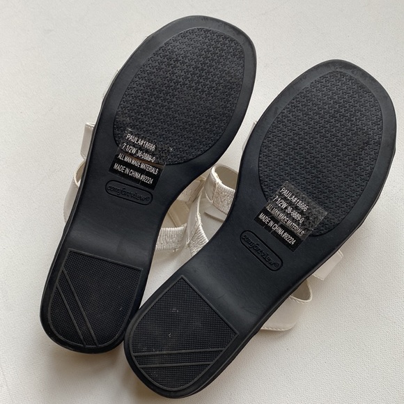 Comfortview The Paula White Floral Sandal, Size 7 1/2W - Picture 8 of 10